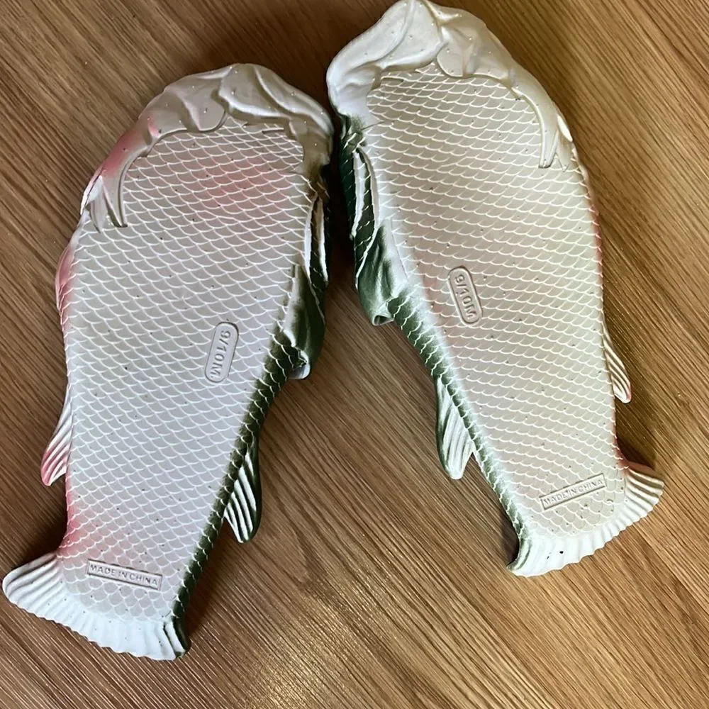 River’s  Edge Bass Fish Sandals